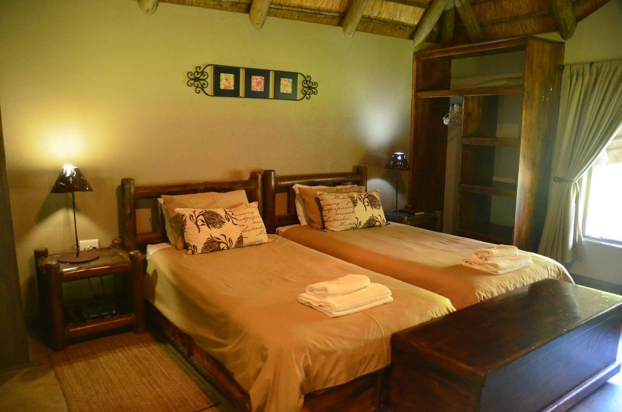 Moholoholo Ya Mati Guest House Kampersrus AH Exterior photo